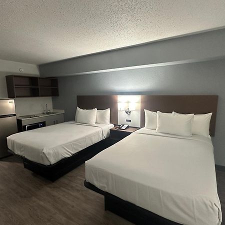 Suburban Studios Chester I-95 Экстерьер фото