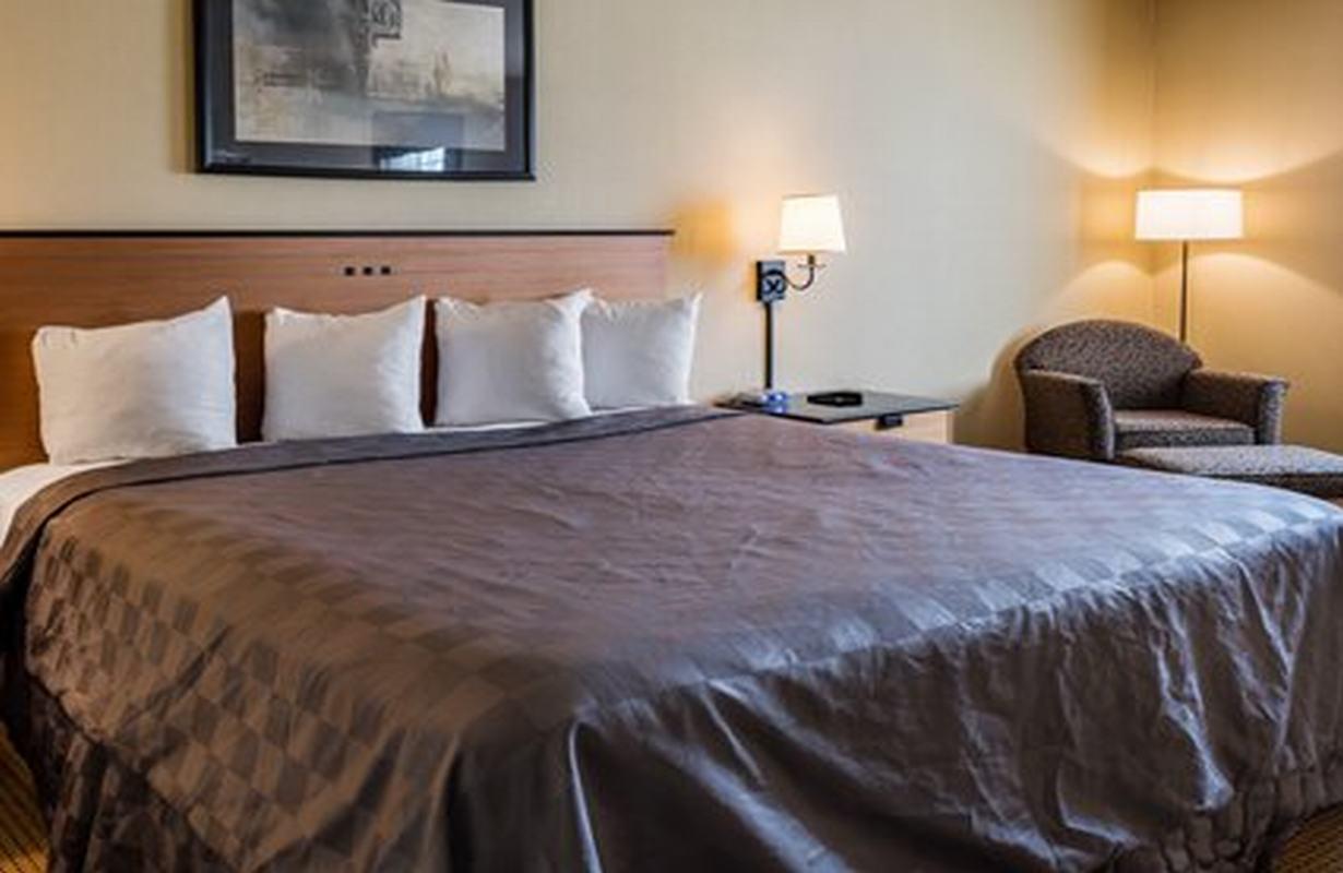 Suburban Studios Chester I-95 Экстерьер фото