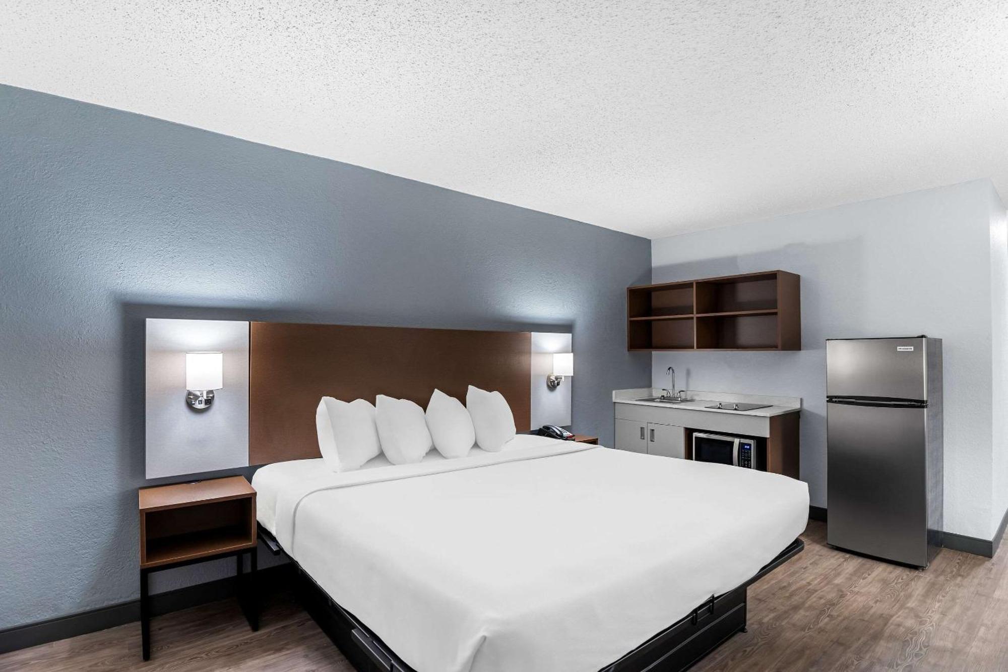 Suburban Studios Chester I-95 Экстерьер фото