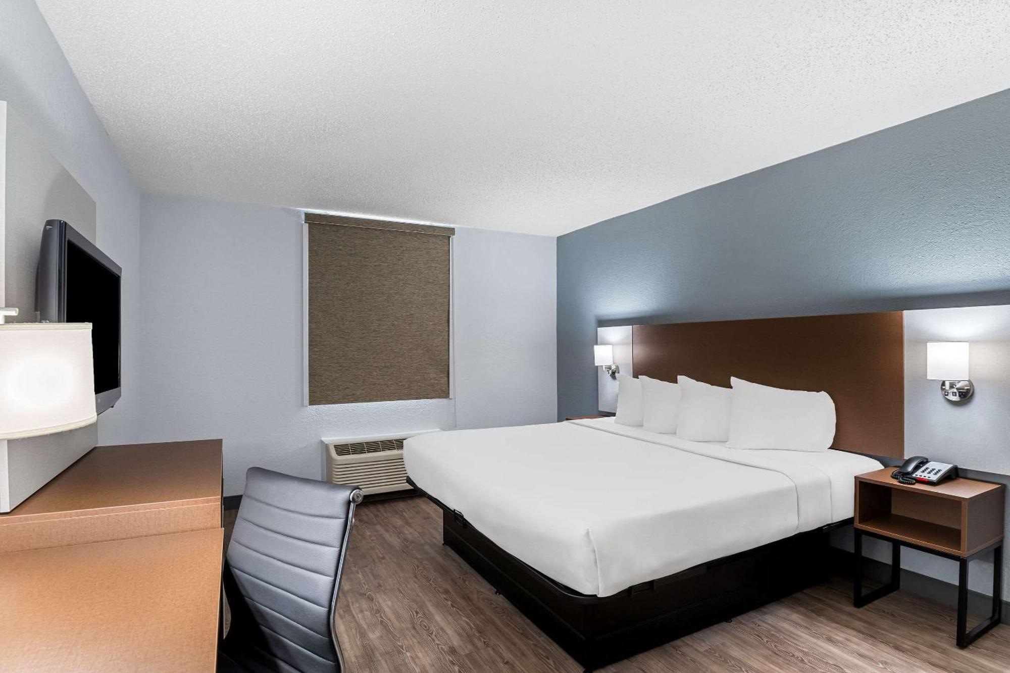 Suburban Studios Chester I-95 Экстерьер фото