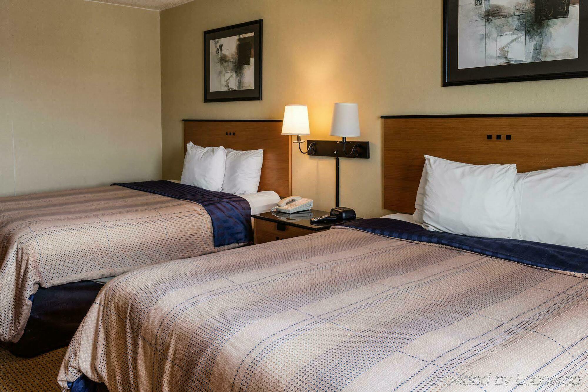 Suburban Studios Chester I-95 Экстерьер фото